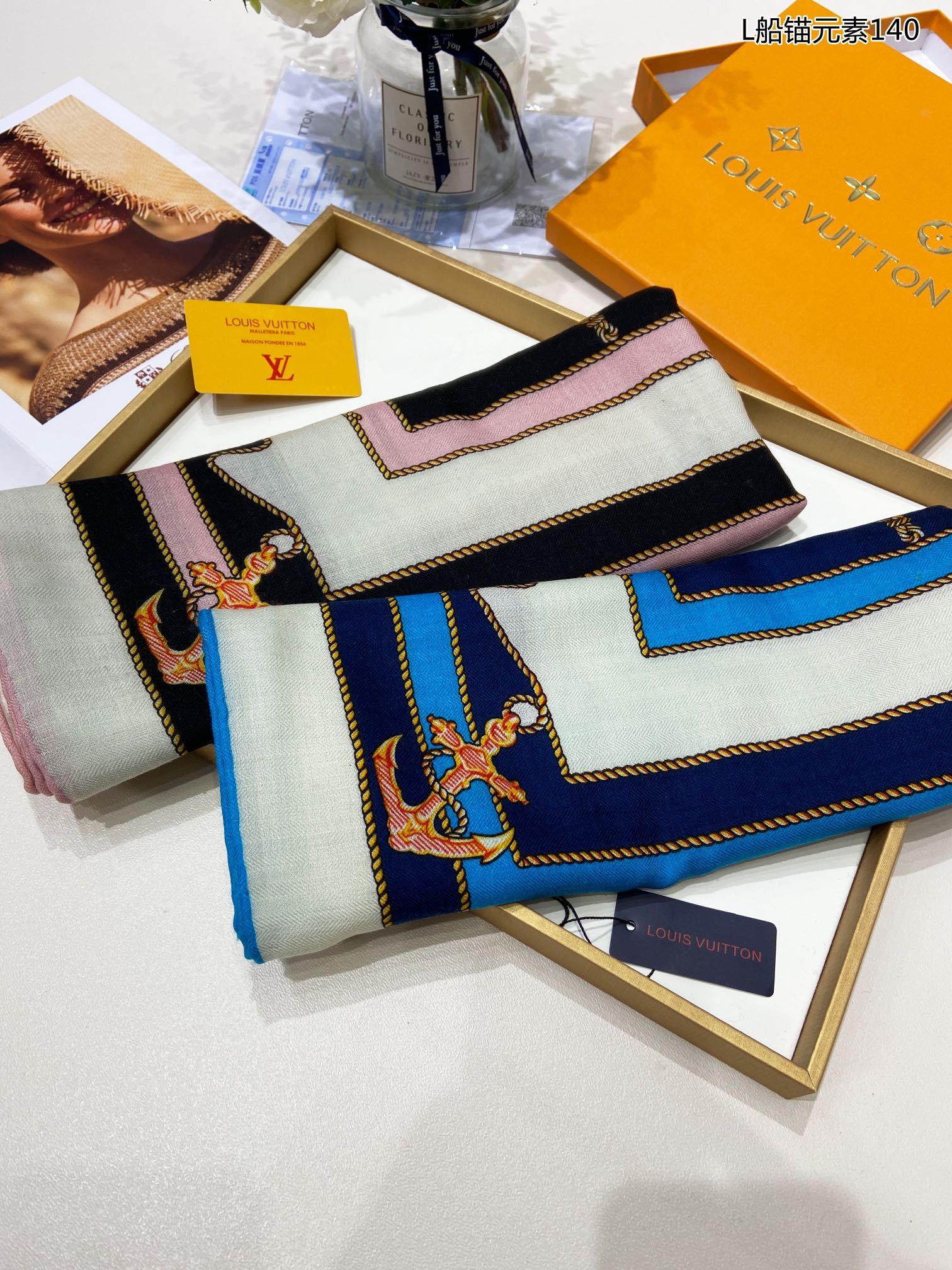 Louis Vuitton Scarf